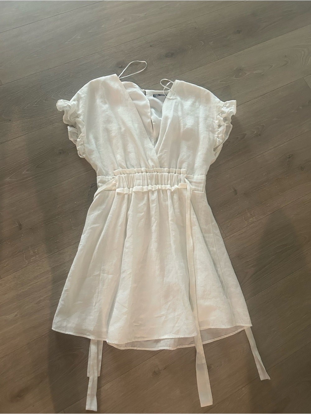 Zara White V-Neck Ruffle Sleeve Dress